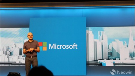 Satya Nadella tái cơ cấu đội ngũ lãnh đạo Microsoft