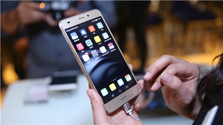 Huawei GR5 Mini ra mắt, giá gần 4 triệu đồng Huawei GR5 Mini ra mắt, giá gần 4 triệu đồng