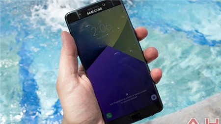 Doanh số của Samsung bắt đầu sụt giảm ở TQ
