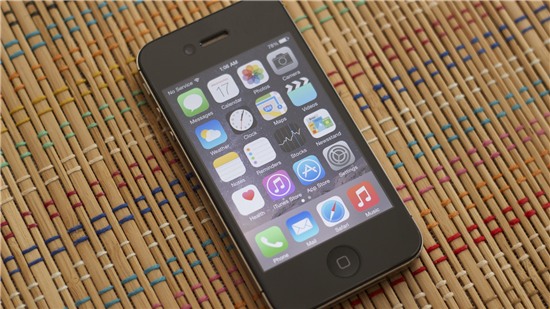 Apple được yêu cầu mở khóa iPhone của sát thủ bắn đại sứ Nga