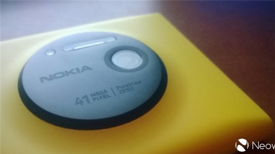 Dùng Nokia Lumia 1020 để nghiên cứu phân tích DNA