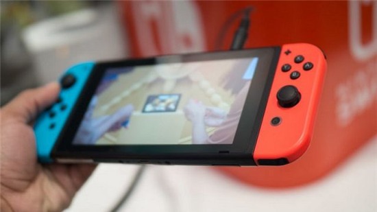 Nintendo tăng gấp đôi sản lượng Switch lên 16 triệu máy Nintendo tăng gấp đôi sản lượng Switch lên 16 triệu máy