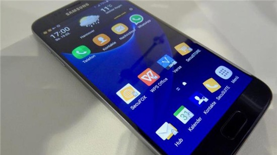 Blackberry cung cấp nền tảng bảo mật cho smartphone Samsung