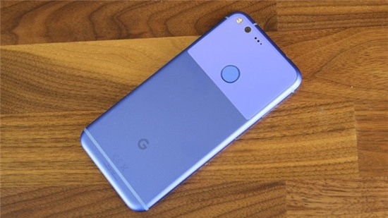 Google đã bán được 2,1 triệu điện thoại Pixel