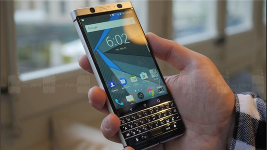 BlackBerry hoãn ngày bán ra KEYone, doanh thu bất ngờ tăng trưởng BlackBerry hoãn ngày bán ra KEYone, doanh thu bất ngờ tăng trưởng