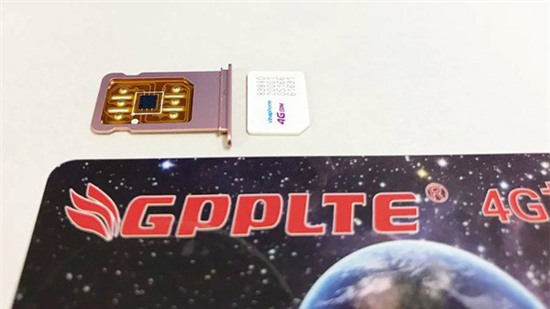 Xuất hiện loại SIM ghép biến iPhone lock thành bản quốc tế Xuất hiện loại SIM ghép biến iPhone lock thành bản quốc tế