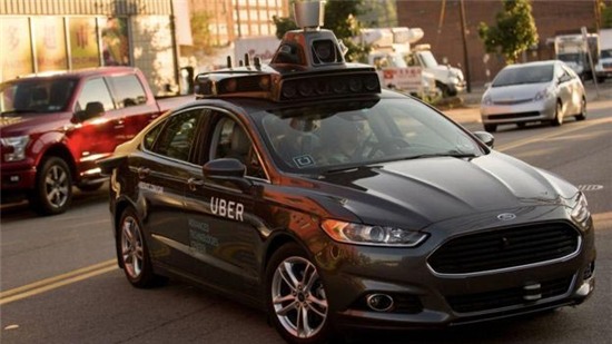 Uber và công ty con Google ra tòa vì tranh chấp công nghệ xe tự lái