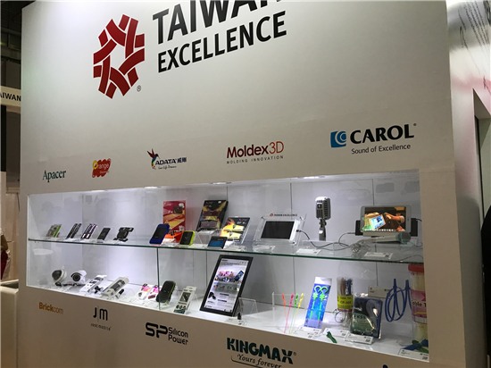 Taiwan Excellence mang 33 thương hiệu Đài Loan đến Vietnam ICT Comm 2017
