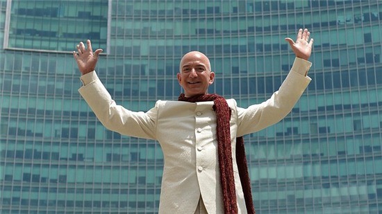 Jeff Bezos sẽ trở thành "nghìn tỷ phú" đầu tiên trên thế giới vào năm 2042 Jeff Bezos sẽ trở thành "nghìn tỷ phú" đầu tiên trên thế giới vào năm 2042