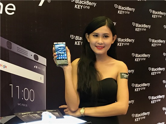 Ra mắt BlackBerry KEYone tại Việt Nam, giá 14,99 triệu đồng