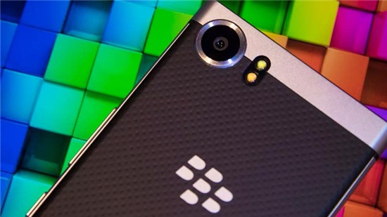 Blackberry sắp ra smartphone chống nước, cạnh tranh với Apple, Samsung Blackberry sắp ra smartphone chống nước, cạnh tranh với Apple, Samsung