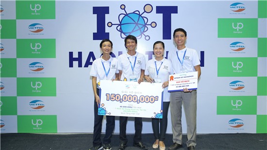 Đội iPG (Đại học Lạc Hồng) vô địch cuộc thi "Vietnam IoT Hackathon 2017"