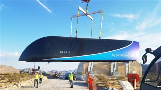 Mỹ chạy thử tàu Hyperloop One, chở người siêu tốc bằng đệm không khí