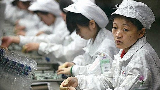 Foxconn bị tố ép lao động học sinh tăng ca sản xuất iPhone X