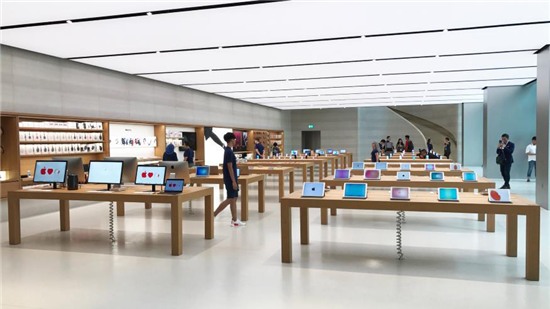 Apple ép cửa hàng bán lẻ trả tiền cho iPhone trưng bày Apple ép cửa hàng bán lẻ trả tiền cho iPhone trưng bày