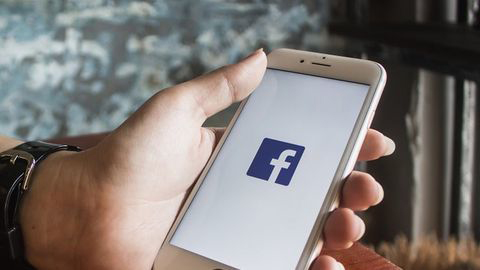 Facebook cho phép các hãng công nghệ lớn truy cập dữ liệu