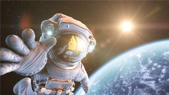 Nga phát triển máy giặt phục vụ cho du hành không gian