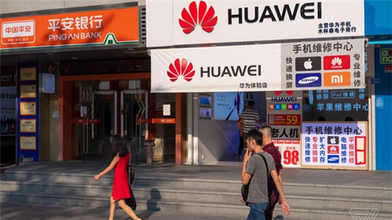Doanh số điện thoại Huawei đang sụt giảm với tốc độ phi mã