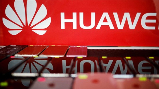 Trump gỡ lệnh cấm, công ty Mỹ vẫn không biết bán gì cho Huawei