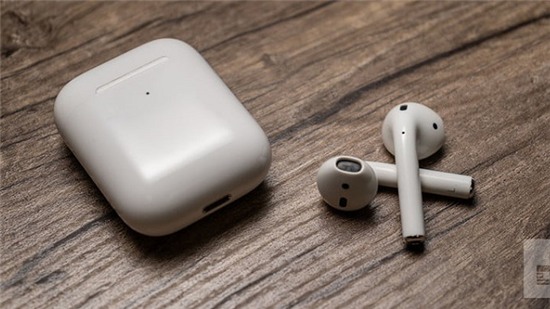Apple sẽ ra mắt phiên bản AirPod chống ồn, chống nước vào năm tới?