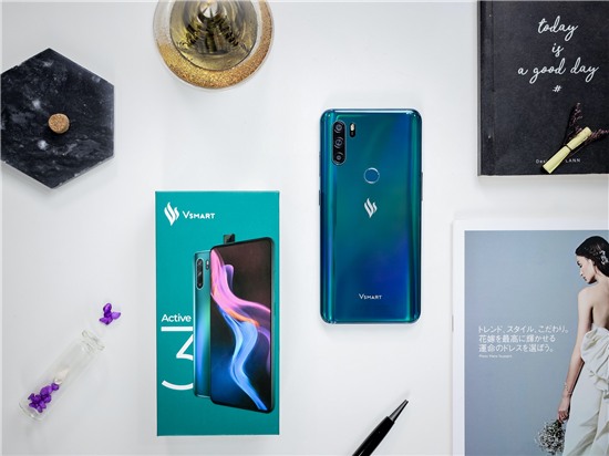 VinSmart công bố "bộ sưu tập đá quý" Vsmart Active 3 VinSmart công bố "bộ sưu tập đá quý" Vsmart Active 3