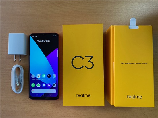 Trên tay Realme C3, smartphone dưới 3 triệu đồng của Realme