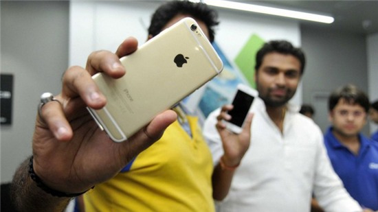Apple phải trả 500 triệu USD vụ làm chậm iPhone, nhưng không chịu nhận mình sai