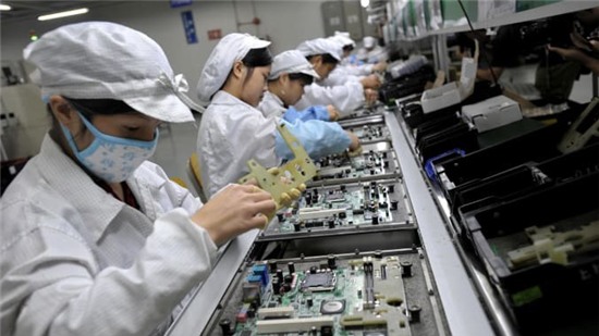 Foxconn khẳng định không còn lo thiếu công nhân do Covid-19 Foxconn khẳng định không còn lo thiếu công nhân do Covid-19