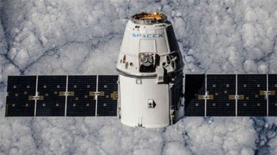 SpaceX đã phóng lên 422 vệ tinh, đủ phủ sóng Internet từ quỹ đạo SpaceX đã phóng lên 422 vệ tinh, đủ phủ sóng Internet từ quỹ đạo