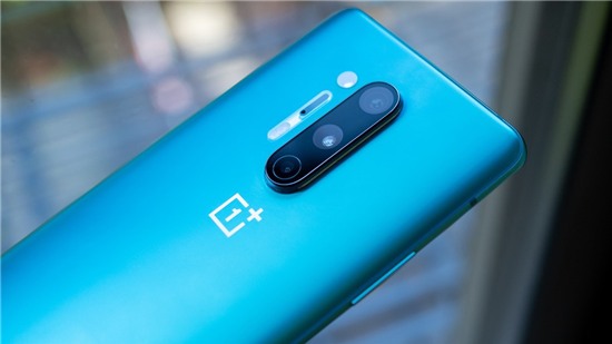 Thực hư chiếc smartphone có thể chụp xuyên thấu quần áo và đồ vật