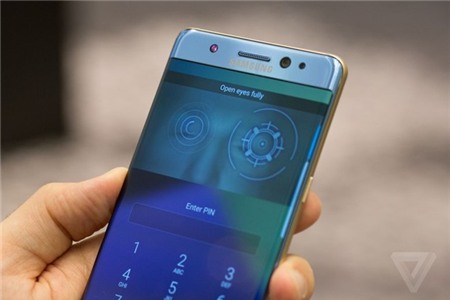 7 nang cap sang gia nhat tren Samsung Galaxy Note 7 hinh anh 1