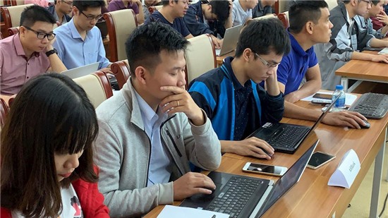Các ngân hàng cũng than thiếu nhân lực an toàn thông tin Các ngân hàng cũng than thiếu nhân lực an toàn thông tin